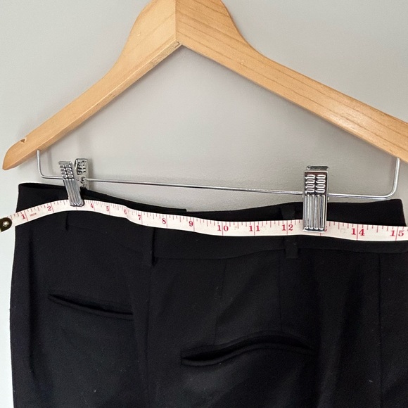 Black Wool Club Monaco cropped pants, size 4 - Picture 4 of 5
